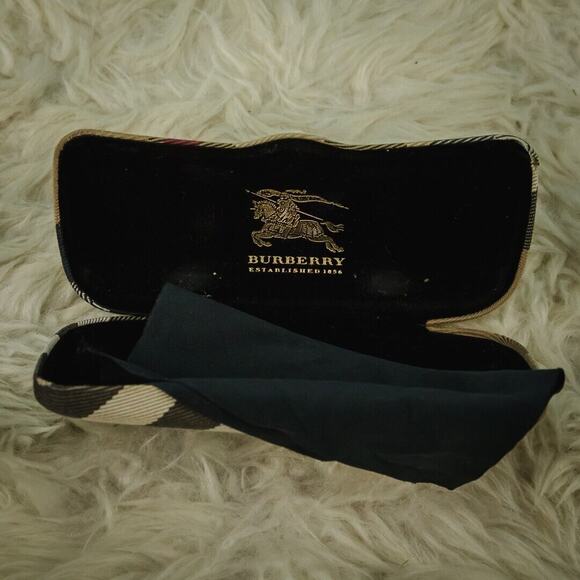 Burberry Classic Nova Check Plaid Print Hard Clamshell Eyeglass Sunglass Case - Picture 3 of 3